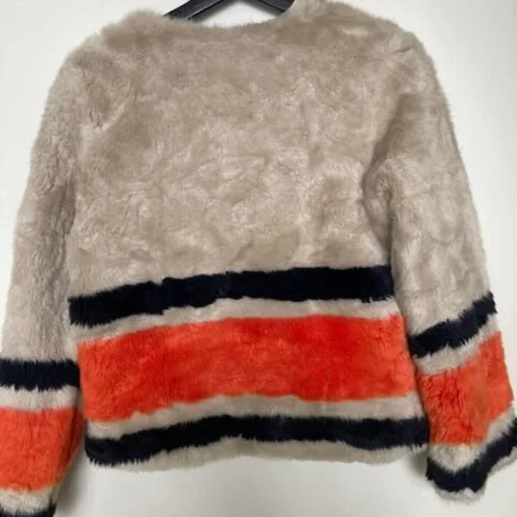 Fuzzy cropped jacket - Picture 9 of 11